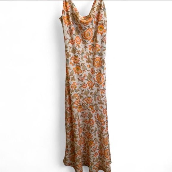 Forever 21 Orange and Cream Floral Dress - Picture 2 of 6